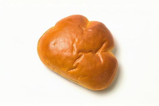 美味しそうに焼きあがったパン 美味しそうに焼きあがったパン 食べ物,食材,食品の写真素材