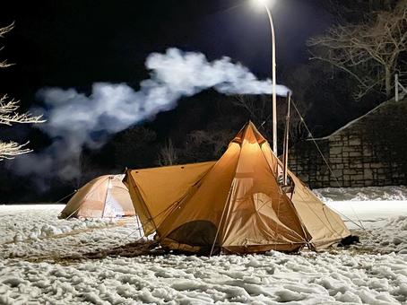 雪中キャンプ 雪中キャンプ キャンプ,アウトドア,雪中の写真素材
