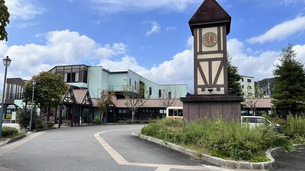 朝の豊岡市の江原駅 朝の豊岡市の江原駅 兵庫県,朝,駅の写真素材