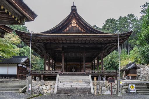 滋賀 日吉大社 東本宮 拝殿と本殿 滋賀 日吉大社 東本宮 拝殿と本殿 日吉大社,日枝社,日吉の写真素材