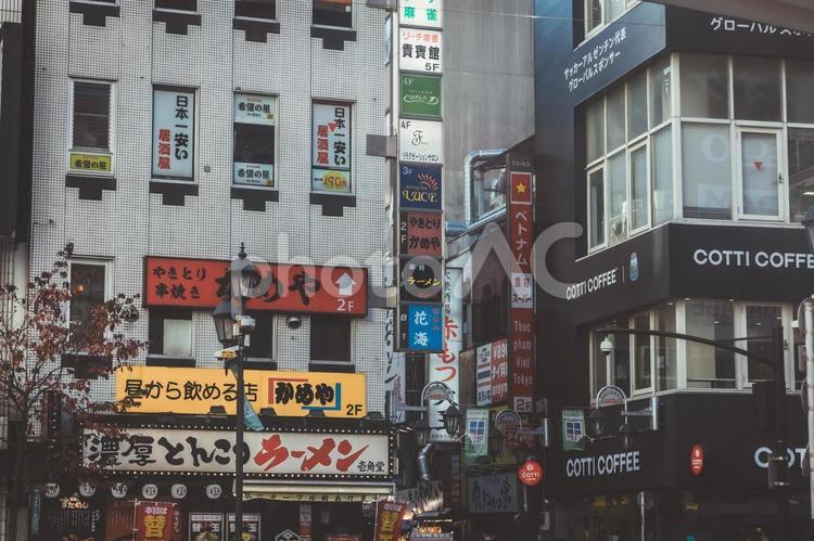 池袋の街並み 池袋駅,豊島区,ビルの写真素材