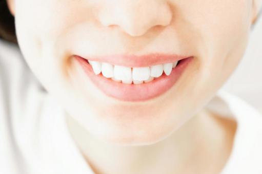 笑顔の女性の口元 顔,女性,笑顔の写真素材