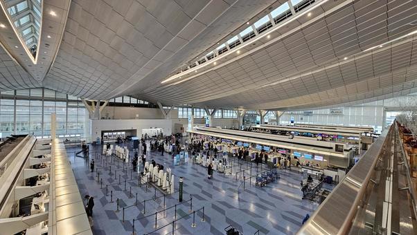 羽田空港チェックインカウンター 羽田空港チェックインカウンターの写真