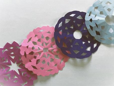 折り紙で切り絵アート(ピンク紫青系)35 折り紙で切り絵アート(ピンク紫青系)35 切り絵,折り紙,アートの写真素材