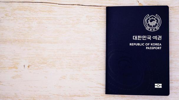 韓国パスポート 韓国パスポート パスポート,旅券,韓国の写真素材