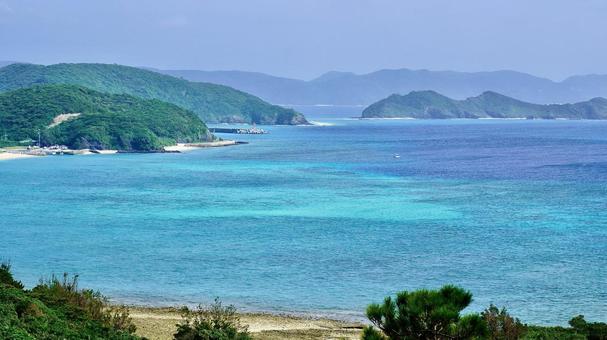 沖縄県座間味村神の浜展望台から見える風景 神の浜,海,島の写真素材