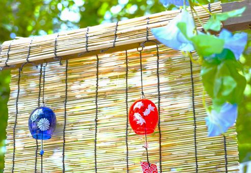 夏の風物詩(風鈴) 夏の風物詩(風鈴) 風鈴,すだれ,朝顔の写真素材