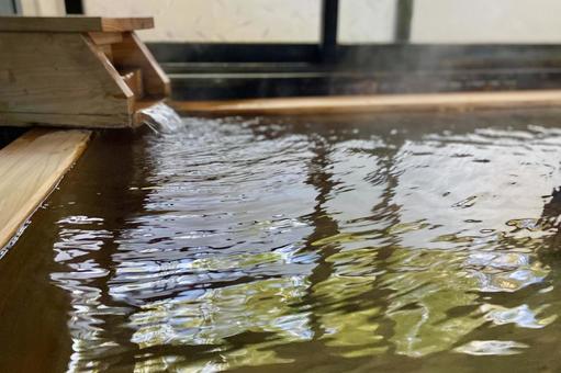 温泉 温泉,檜風呂,浴槽の写真素材