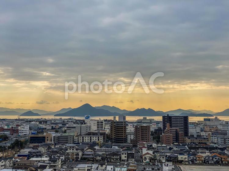 瀬戸内海の風景　〜広島県広島市〜 瀬戸内海,夕焼け,空の写真素材