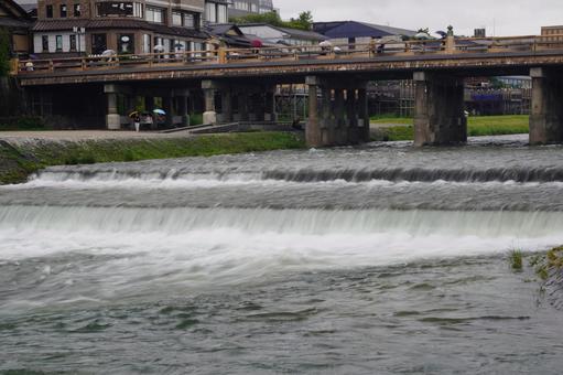 増水した川の風景 増水した川の風景 川,流れ,風景の写真素材