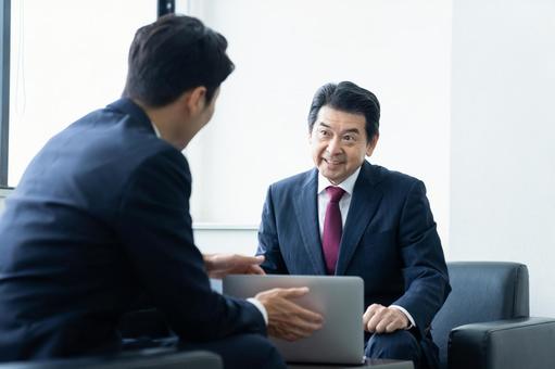商談 商談 営業,ビジネス,商談の写真素材