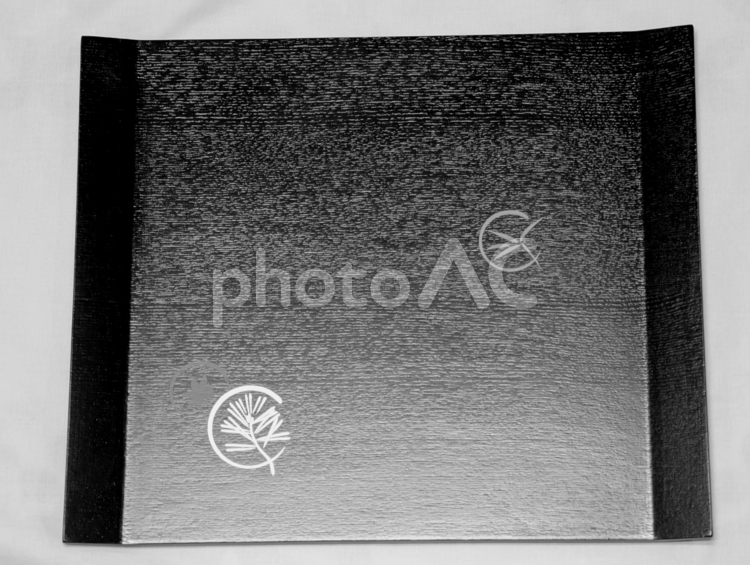 おしゃれな漆塗りのトレイ 漆塗り,トレイ,おぼんの写真素材