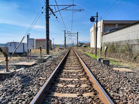 平野亀山線が関西本線を渡る踏切付近 踏切,jr関西本線,平野亀山線の写真素材