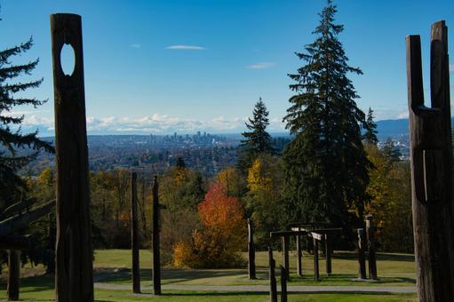 美しい紅葉の秋晴れの日　　　カナダ 紅葉,秋晴れ,美しいの写真素材