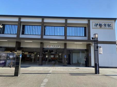 三重県伊勢市駅 三重県伊勢市駅 伊勢市駅,三重県,駅の写真素材