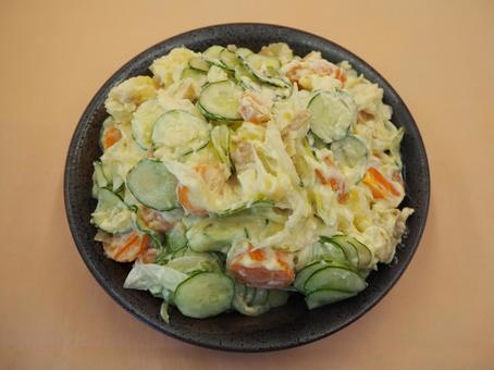 自家製・ポテトサラダ 自家製・ポテトサラダの写真