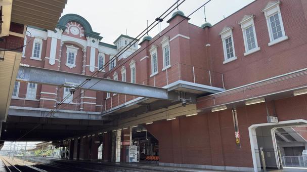 深谷駅レンガの壁と線路のレール 深谷駅レンガの壁と線路のレール レール,壁,深谷駅の写真素材