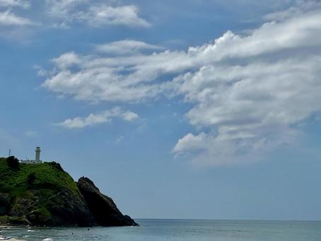 Blue sky and Tsunodahama Lighthouse, JPG Blue sky and Tsunodahama Lighthouse, JPG
