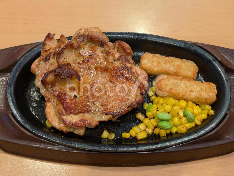 横浜市都筑区荏田南のスパイシーチキン ガスト港北ニュータウン店,ファミリーレストラン,ファミレスの写真素材