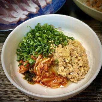 キムチ納豆 キムチ納豆 納豆,キムチ,旦那飯の写真素材
