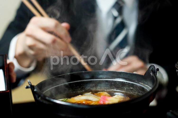 すき焼きをいただく3 すき焼き,しゃぶしゃぶ,牛肉の写真素材