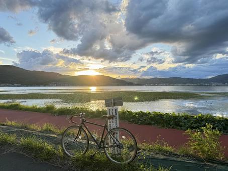 自転車 自転車 自転車,サイクリング,散歩の写真素材