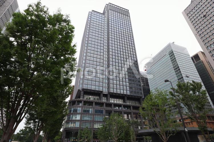 新丸の内ビルディング（新丸ビル） ビル,ビジネス,オフィスビルの写真素材