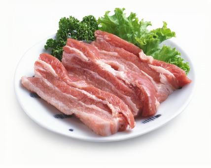 豚肉厚切り 皿盛り 豚肉厚切り 皿盛りの写真