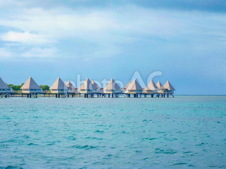 海外の水上コテージ 海,夏,自然の写真素材