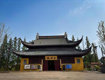 中国・蘇州の道教寺院「玄妙観」荘厳な外観 中国・蘇州の道教寺院「玄妙観」荘厳な外観 蘇州,寺,道教の写真素材