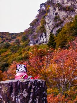 天狗岩と弁財天のミニチュアの写真