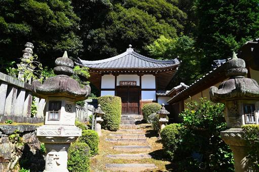 西尾の吉良家の菩提寺「片岡山 華蔵寺」 西尾の吉良家の菩提寺「片岡山 華蔵寺」 華蔵寺,菩提寺,吉良上野介義央の写真素材