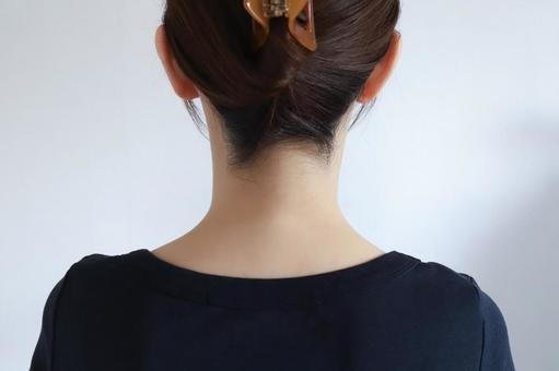 女性の後ろ姿 うなじ 女性の後ろ姿 うなじ うなじ,後ろ姿,首の写真素材