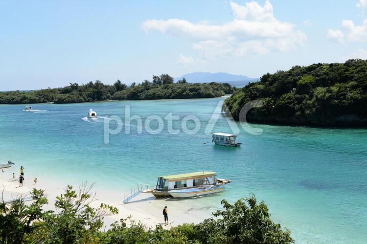 石垣島　川平湾　展望台からの景色 川平湾,石垣島,夏の写真素材