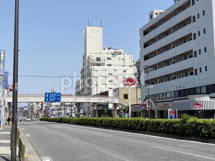 国道一号線　都営浅草線・西馬込駅付近 国道一号線,幹線道路,国道の写真素材