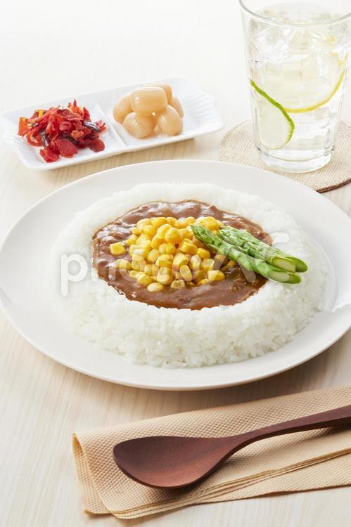 カレーライス（アスパラガスとコーン） カレーライス,カレー,アスパラガスの写真素材