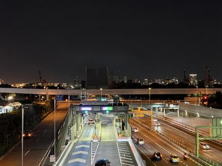 夜のお台場から見た景色 東京湾と摩天楼 夜のお台場から見た景色 東京湾と摩天楼 りんかい線,東京,お台場の写真素材