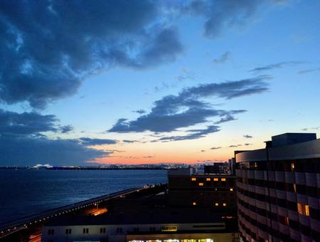 日が沈む 日が沈むの写真