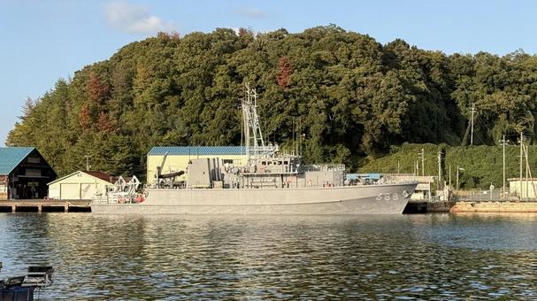 舞鶴市の海上自衛隊 舞鶴,風景,係留の写真素材