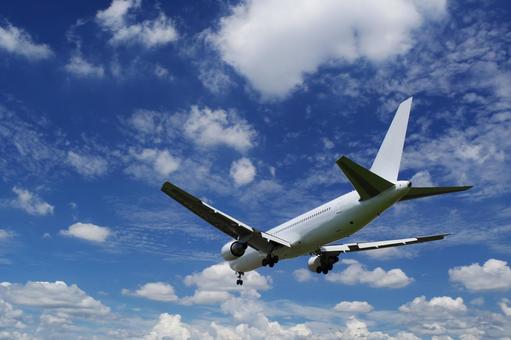 飛行機と空 飛行機と空 飛行機,旅客機,ジェット機の写真素材