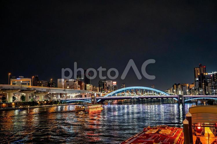 隅田川と屋形船 東京,名所,展望の写真素材