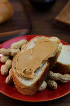 ピーナッツバター ピーナッツバター,パン,バゲットの写真素材