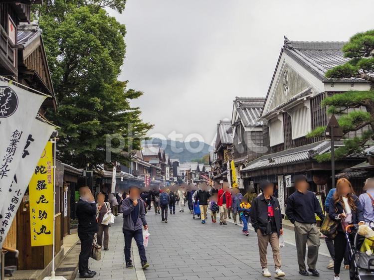 【三重県】伊勢市・おはらい町 おはらい町,お土産,お店の写真素材
