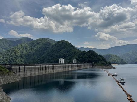ダム ダム 小河内ダム,ダム,重力式コンクリートダムの写真素材