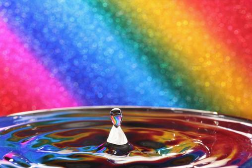 水滴 水滴,カラフル,水玉の写真素材