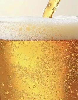 生ビール 注がれる シズル感 生ビール 注がれる シズル感の写真