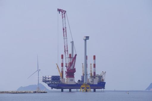 海上の工事風景 海上の工事風景の写真