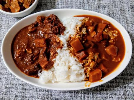 合掛けカレー 合掛けカレー カレーライス,カレールゥー,ご飯の写真素材