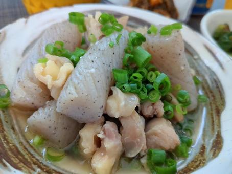 鶏ひざ軟骨とねじりコンニャクの煮物2 鶏ひざ軟骨とねじりコンニャクの煮物2 鶏肉,鶏,軟骨の写真素材