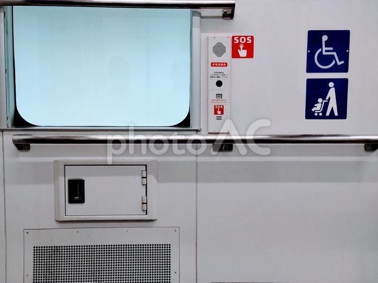 電車内　車いすスペース 電車,車内,交通の写真素材